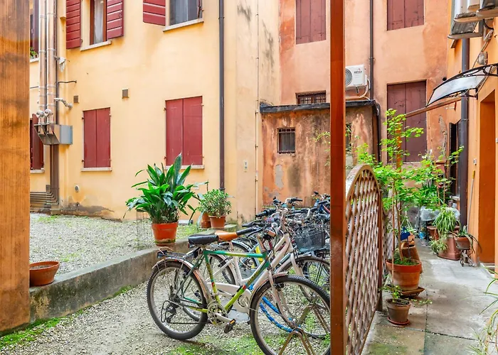 Guesthost - And Functional Studio! * Падуя