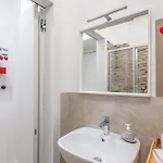Guesthost - And Functional Studio! * Padova