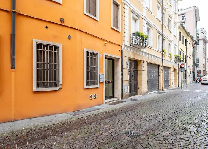 Apartament Guesthost - And Functional Studio! *